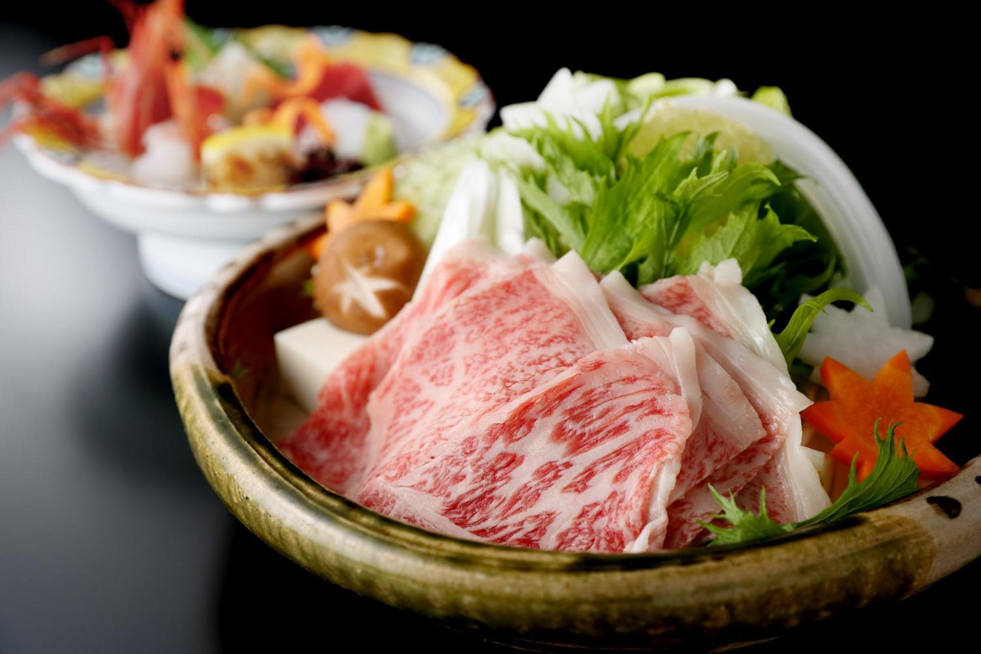 Miyako Hotel Gifu Nagaragawa Екстериор снимка Kobe beef
